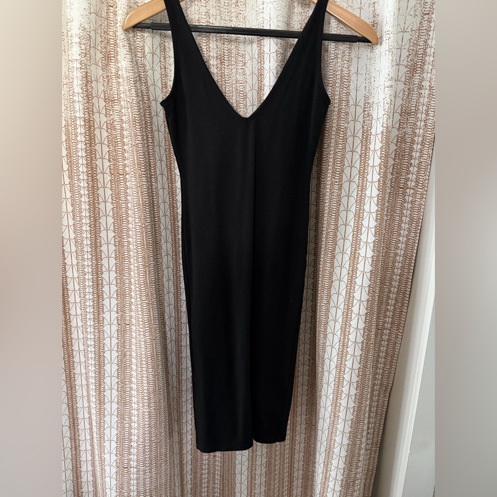 Forever 21 Black V-Neck Mini Dress